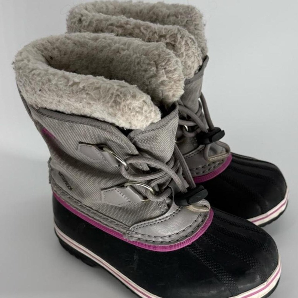 SOREL Yoot Pac Girls Size 11 Waterproof Snow Boots Gray Black Pink NC1962-062